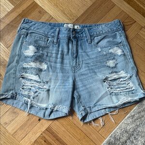 Abercrombie cut off shorts